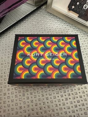 Kurt Geiger Multicolor Rainbow Scallop Pattern Box for Small Wallet